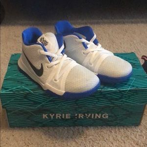 NWT Kyrie Irving
